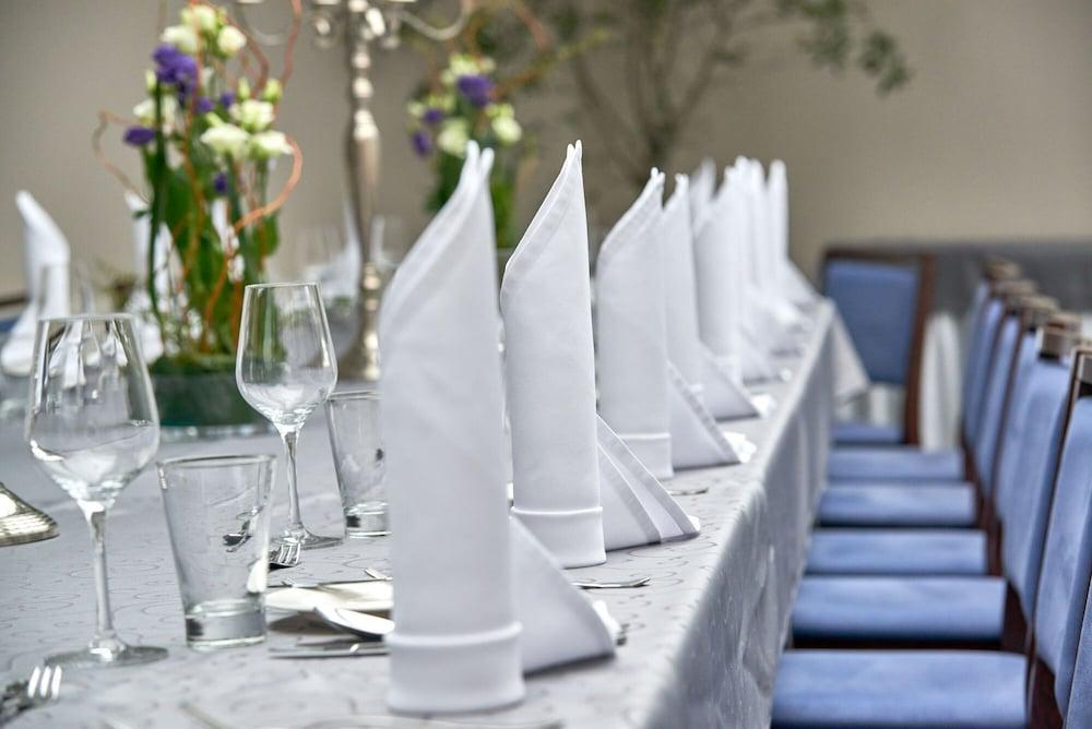 Hotel Restaurant Zur Post 본 외부 사진