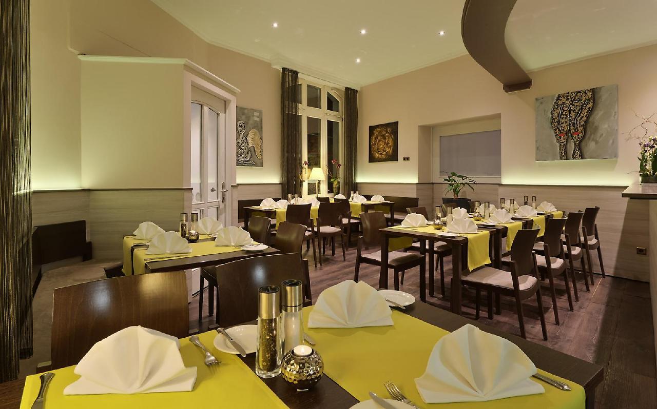 Hotel Restaurant Zur Post 본 외부 사진